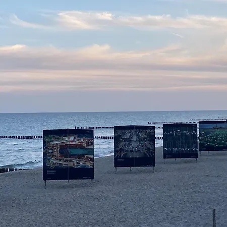 Haus Ostseezwilling 1 * Zingst