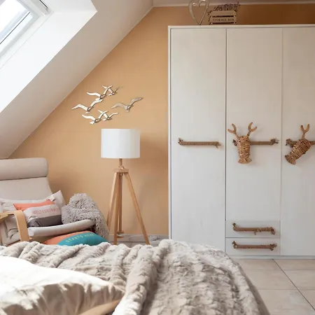 Haus Ostseezwilling 1 * Zingst