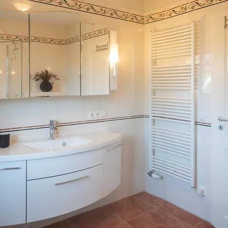 Haus Ostseezwilling 1 Tatil Evi