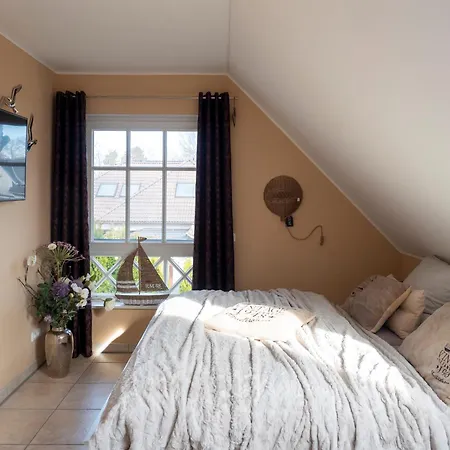 Haus Ostseezwilling 1 Zingst