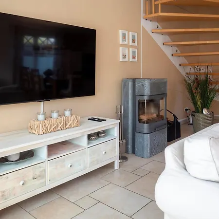 Haus Ostseezwilling 1