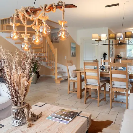 Haus Ostseezwilling 1 Tatil Evi Zingst